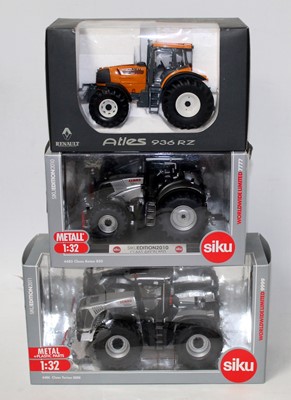 Lot 1257 - A Siku and Universal Hobbies 1/32 scale Claas...