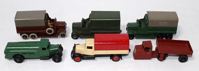 Lot 2021 - A Dinky Toys loose military and commercial...