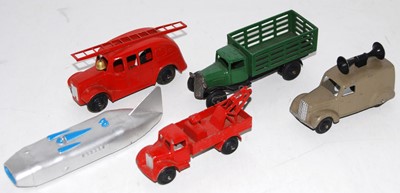 Lot 2022 - Five various loose Dinky Toy vehicles, mixed...