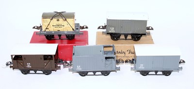 Lot 291 - Five Hornby wagons all appear to have been...