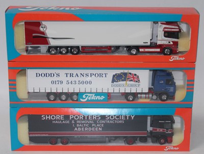 Lot 2693 - A Tekno 1/50 scale road transport diecast...