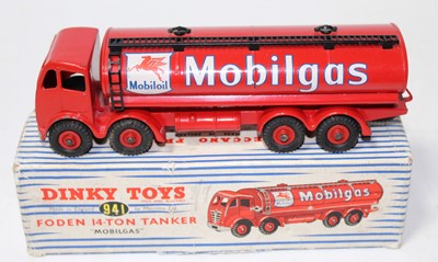 Lot 2045 - A Dinky toys No. 941 Mobil Gas 14 ton petrol...