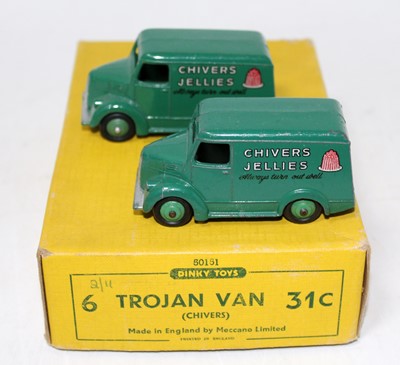 Lot 2061 - A Dinky Toys No. 31C (50151) trade box...