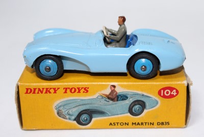 Lot 2082 - A Dinky Toys No. 104 Aston Martin DB3S...