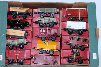 Lot 203 - Fourteen Hornby post war wagons, all red boxes:...
