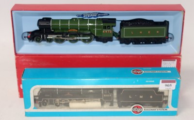 Lot 905 - Two locomotives:- Hornby railways R855 LNER...