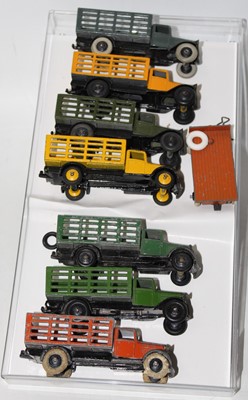 Lot 1423 - A Dinky Toys early series immediate post-war...