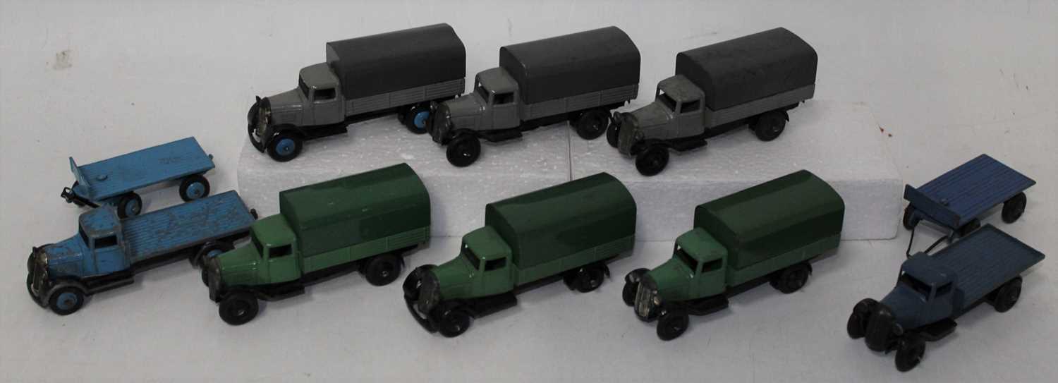Lot 2147 - A Dinky Toys 25 Series wagon and covered wagon...