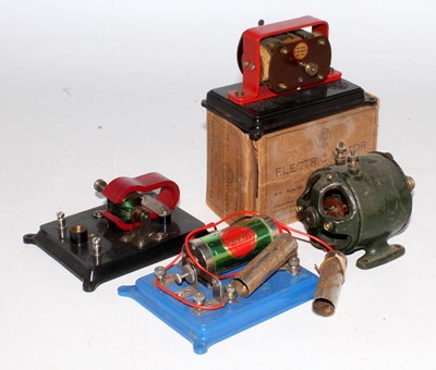 Lot 69 - Selection of 4 small early electric motors and...