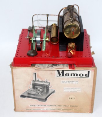 Lot 35 - A Mamod SE1 twin cylinder super heated steam...