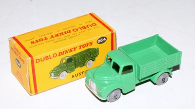 Lot 2170 - A Dublo Dinky Toys No. 064 Austin lorry...