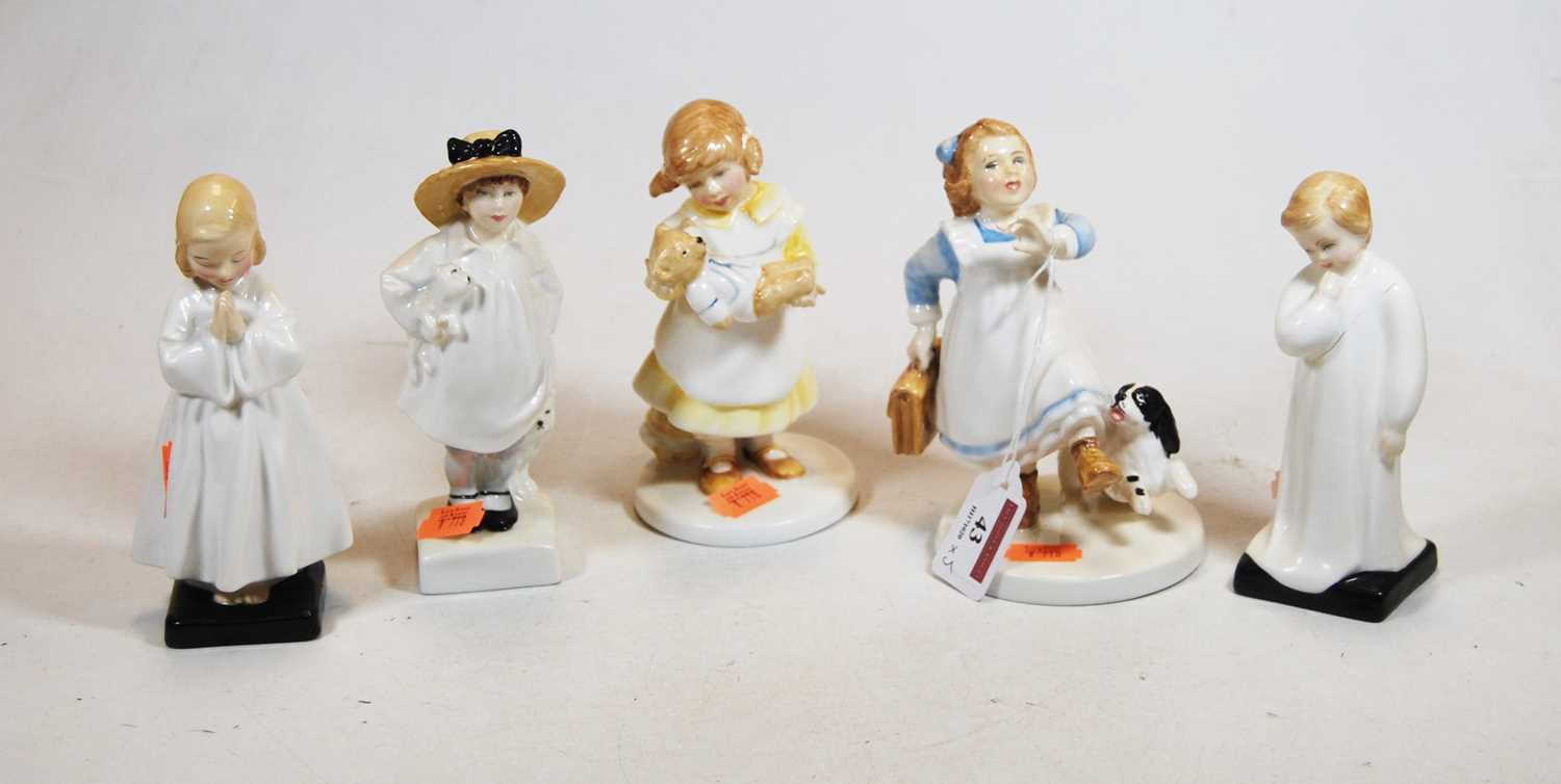 Lot 43 - A collection of five various Royal Doulton...