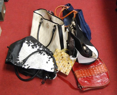Lot 92 - Five various ladies handbags