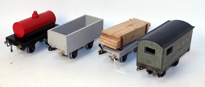 Lot 382 - A small tray containing 3 x replica Bowman...