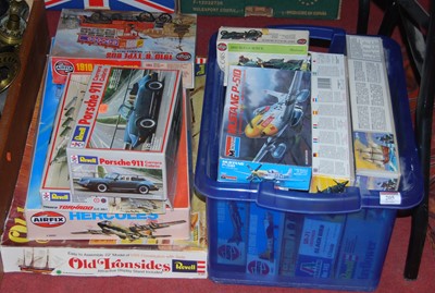 Lot 205 - A collection of unmade plastic kits to include...