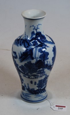 Lot 260 - A Chinese export blue and white vase, of...