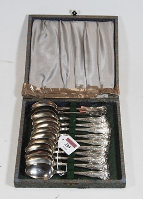 Lot 299 - A set of twelve late Victorian Scottish silver...