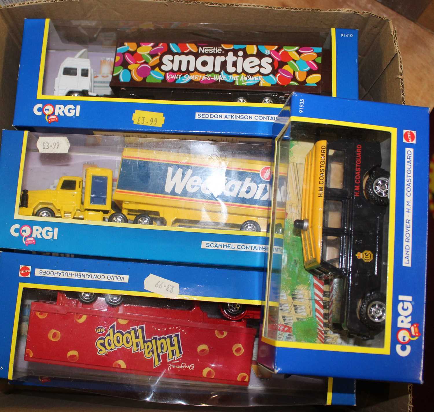 Lot 1619 - A box of modern issue Corgi diecast models, to...