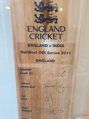 Lot 100 - England v India NatWest ODI Series 2011...