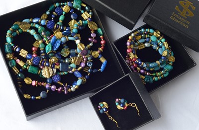 Lot 132 - Imogen Sheeran Klimt Jewellery – Necklace,...