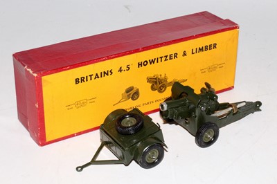 Lot 1310 - A Britains No. 2008 Gun & Limber box set...