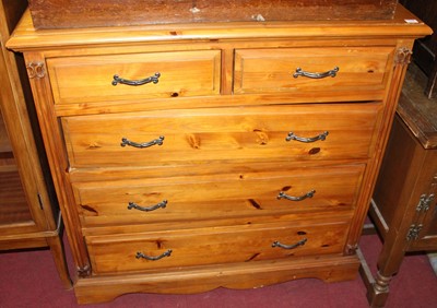 Lot 1275 - A modern pine chest of drawers, w.107cm