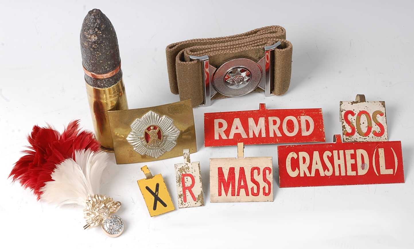 Lot 65 - A collection of miscellaneous militaria to...