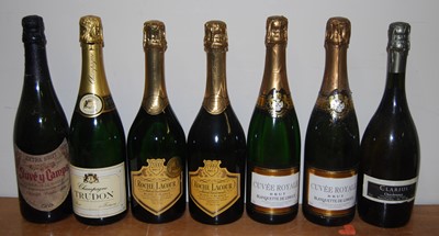 Lot 1161 - Assorted champagnes and sparkling wines, to...