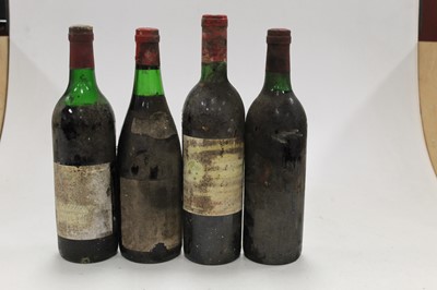Lot 1030 - Assorted circa 1960s/70s French Château red...
