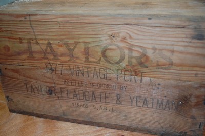 Lot 1267 - Taylor's Vintage Port, 1977, twelve bottles (OWC)
