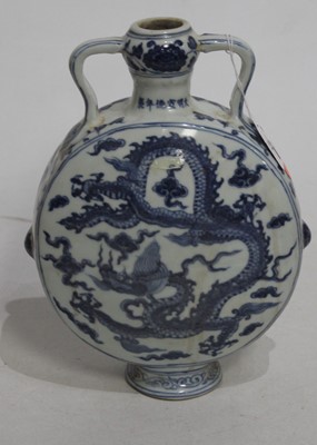 Lot 51 - A Chinese export blue and white moon flask,...