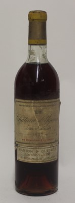 Lot 1166 - Château d'Yquem, 1957, Lur-Saluces, one bottle