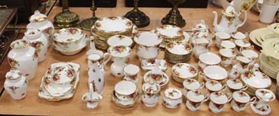 Lot 226 - An extensive collection of Royal Albert Old...