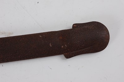 Lot 200 - A British 1890 pattern sword, the 86cm...