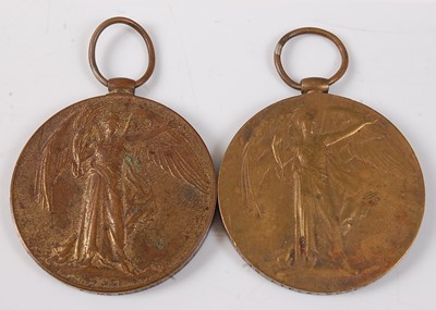 Lot 27 - Two WW I Victory medals, naming 30613. PTE. W....