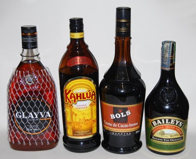 Lot 1419 - Glayva liqueur, 100cl, 35%, one bottle; Kahlua...