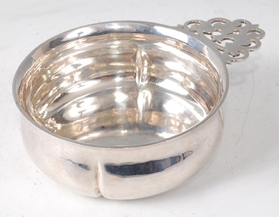 Lot 2118 - An Edwardian silver wine taster, of ribbed...
