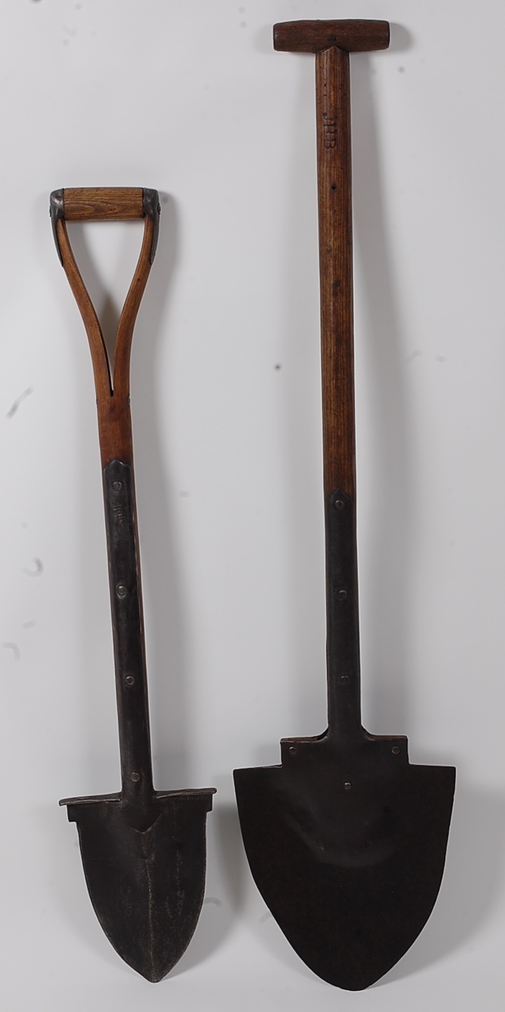 Antique deals spade shovel