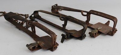 Lot 452 - * A Victorian gin trap, having 4.5" square...