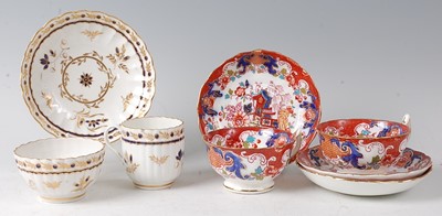 Lot 2050 - A Worcester porcelain trio, Flight period,...