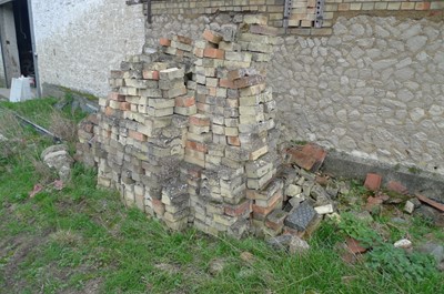Lot 6 - Cambridge White Bricks (Approx. 500)