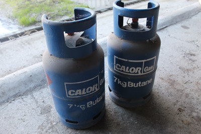 Lot 10 - Gas Heater with 2 x 7kg Butane Bottles