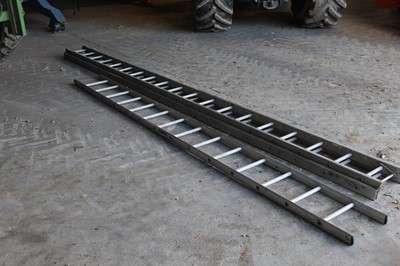 Lot 44 - 12ft Aluminium Ladder