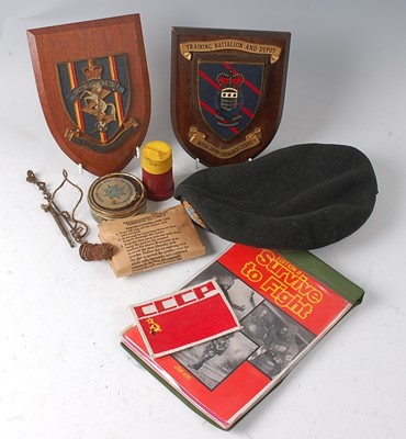 Lot 212 - A small collection of miscellaneous militaria...