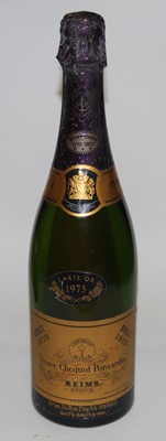 Lot 1187 - Veuve Clicquot Ponsardin Vintage Champagne,...