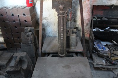 Lot 55 - Weighing Machine and Weights (F T Rushton & Sons)