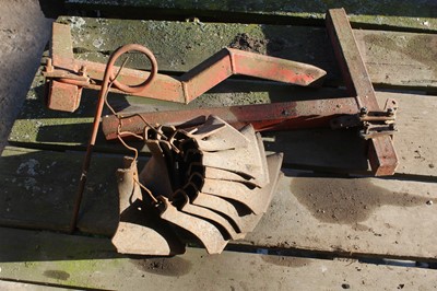 Lot 75 - Martin Cultivator Points