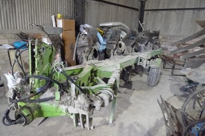 Lot 196 - Dowdeswell DPS 6 Disc Reversible Furrow Plough...