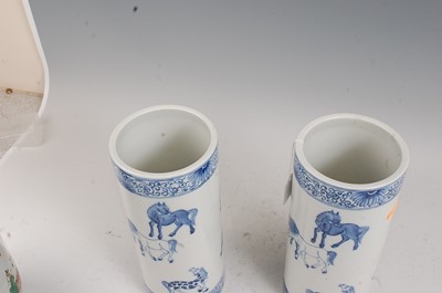 Lot 35 - A pair of Chinese blue & white vases each of...