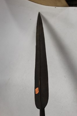 Lot 134 - An early 20th century African knobkerrie,...